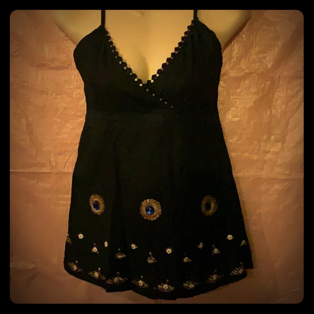 NEW!!!!!! Beautiful black ,v neck, tank top